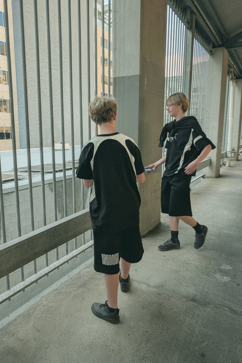 Paneled Sne Tee